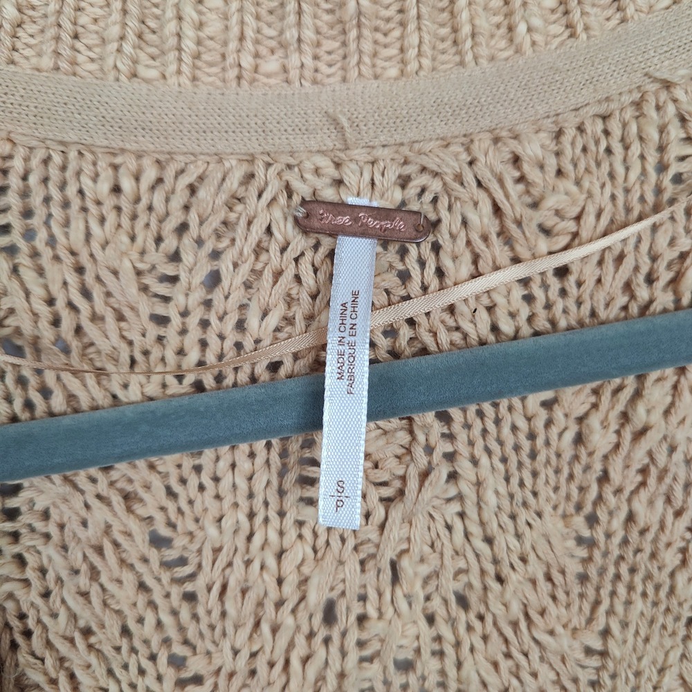 Free People Montana Cable‎ Knit Cardigan Sweater Womens Small Tan Oversized Boho - Picture 9 of 12